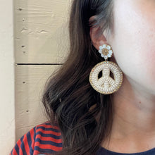 Load image into Gallery viewer, Peace Vibes Only Earrings